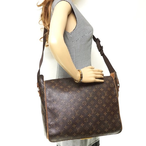 Auth Louis Vuitton Abbesses Crossbody #6253L29 - Picture 1 of 10